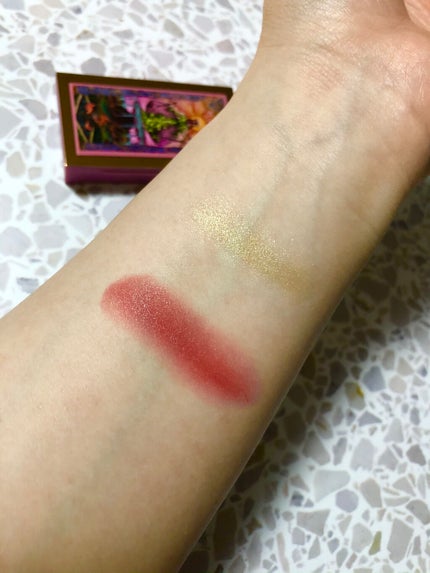 クリーム カラー ベース ×2 エンブレイス ユア デュアリティ/M・A・C/メイクアップキットを使ったクチコミ(2枚目)