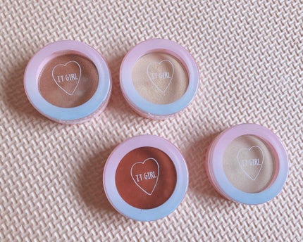 ダイソー×IT GIRL アイシャドウ 白い砂浜/DAISO/単色アイシャドウを使ったクチコミ(1枚目)