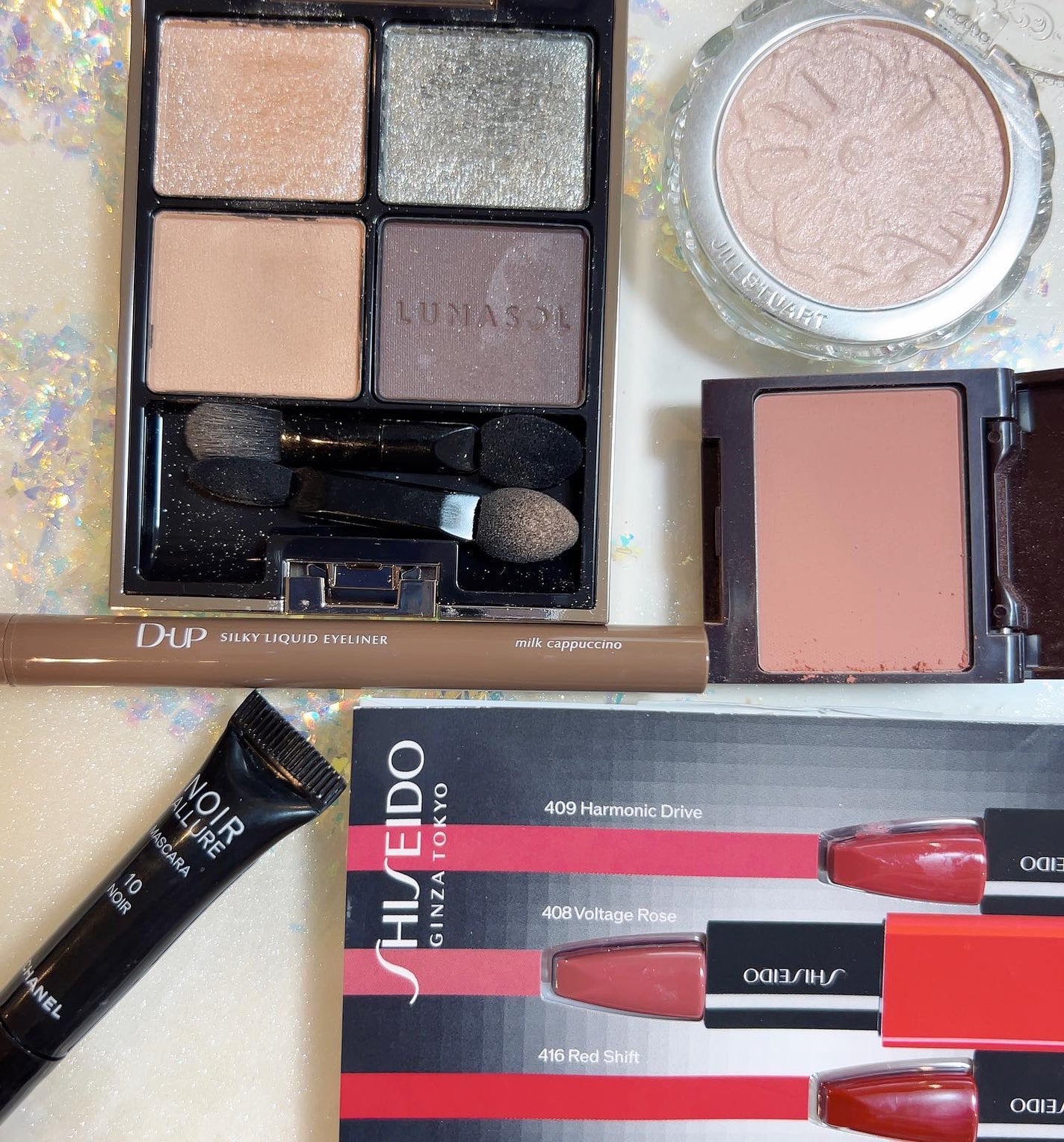 Joe on LIPS 「久しぶりのルナソル17スモーキークォーツ。PC的にうまく使いこ..」(1枚目)