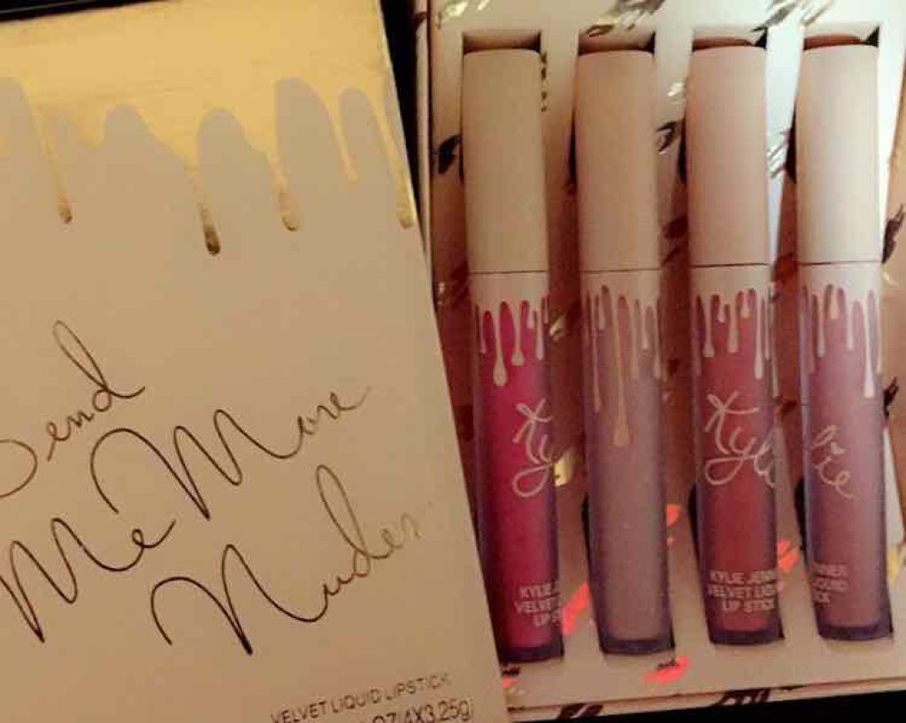 ベルベット リキッド リップスティック/Kylie Cosmetics/口紅を使ったクチコミ(1枚目)