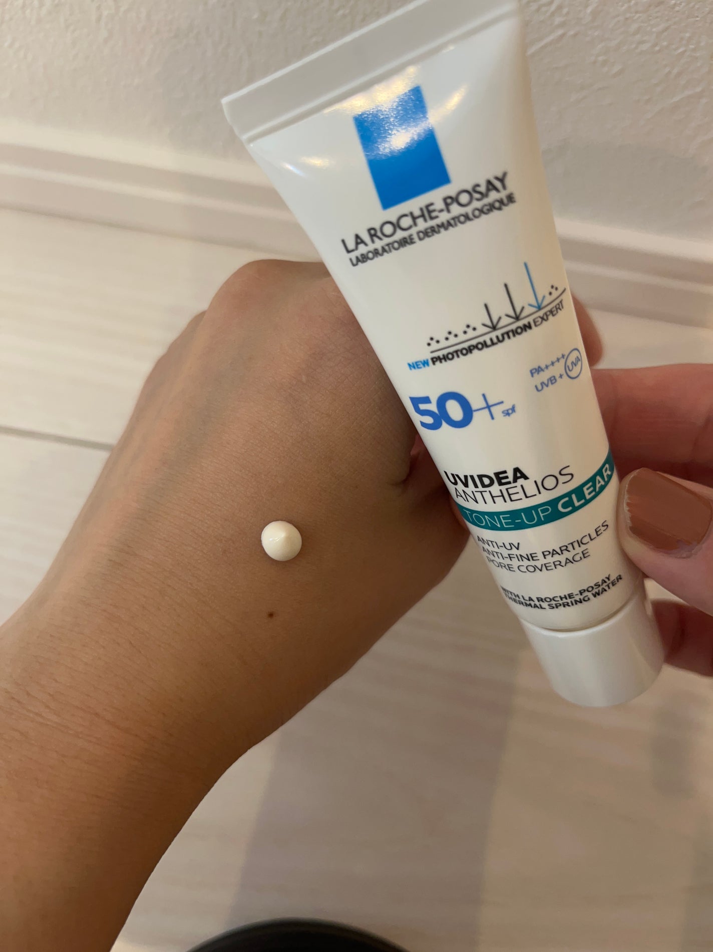 UVイデア XL プロテクショントーンアップ ローズ/ラ ロッシュ ポゼ/日焼け止めクリームを使ったクチコミ(3枚目)