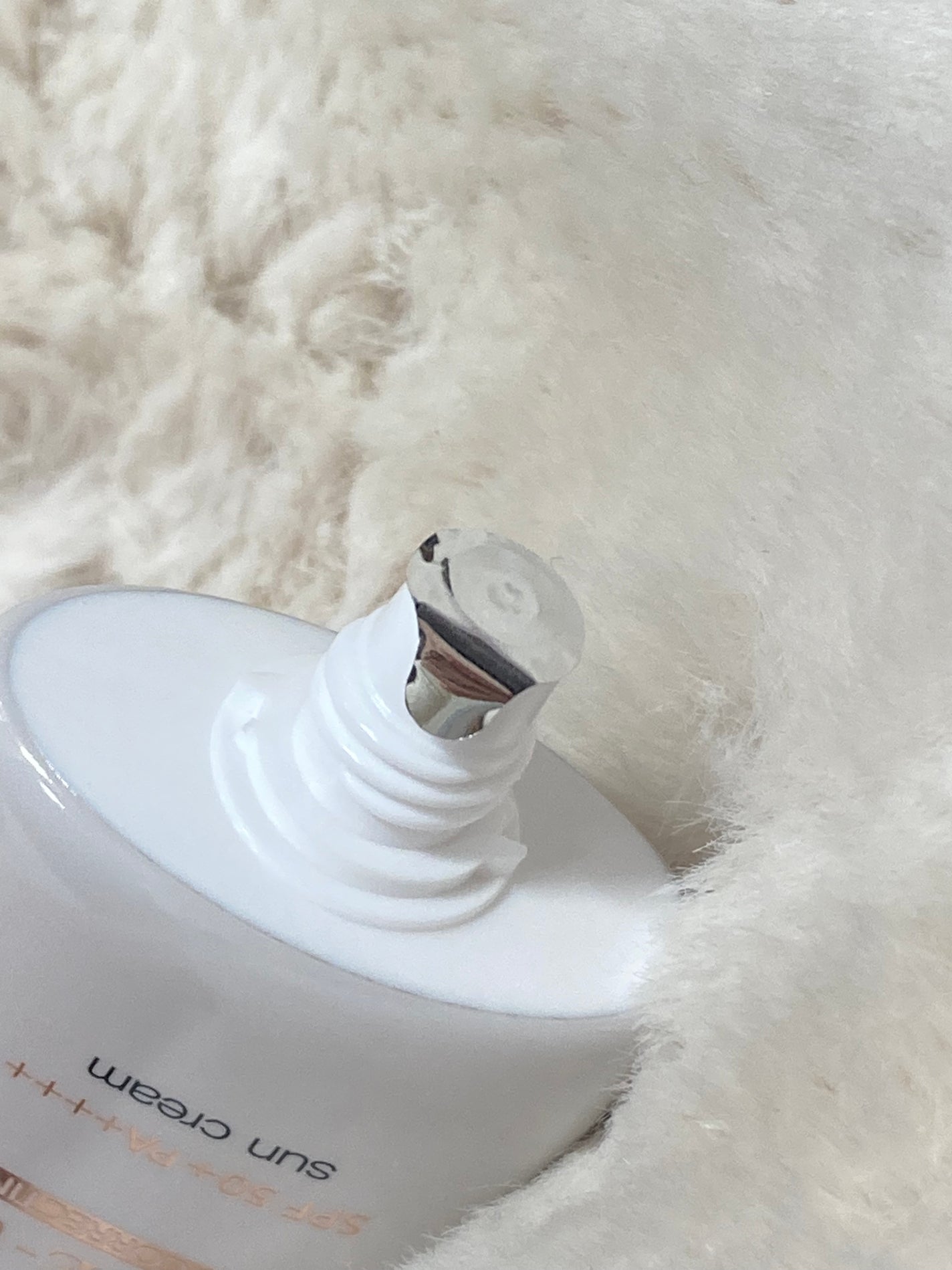 ウォータフルトーンアップサンクリーム/ダルバ/日焼け止めクリームを使ったクチコミ(3枚目)