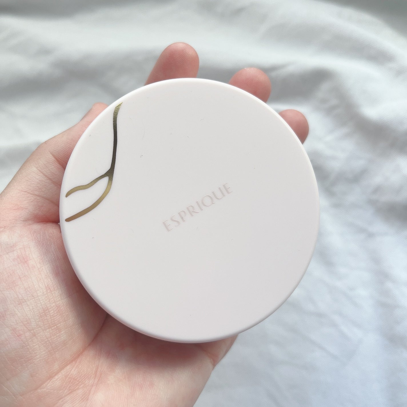 アクアリー スキンウェア カバー/ESPRIQUE/クッションファンデーションを使ったクチコミ(6枚目)