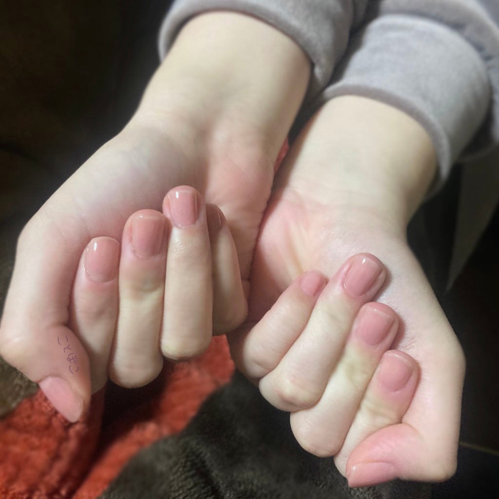 グロッシーコート/スキューズミー/オールインワンネイルを使ったクチコミ(3枚目)