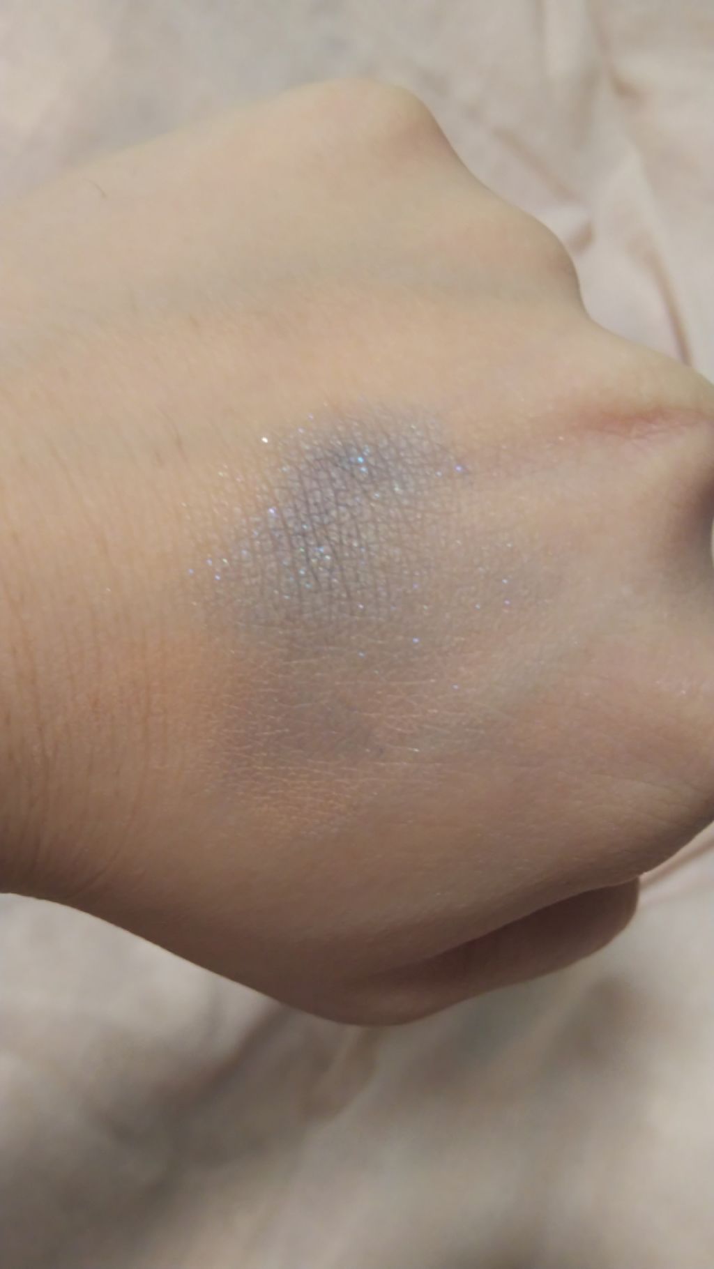 プリズム パウダーアイカラー/リンメル ロンドン/単色アイシャドウを使ったクチコミ（1枚目）