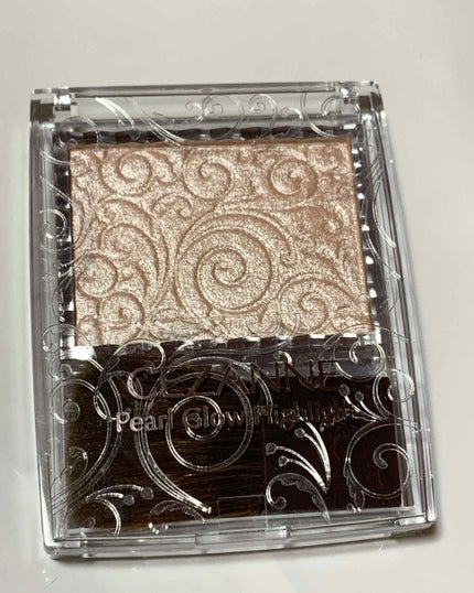 パールグロウハイライト/CEZANNE/パウダーハイライトを使ったクチコミ(1枚目)