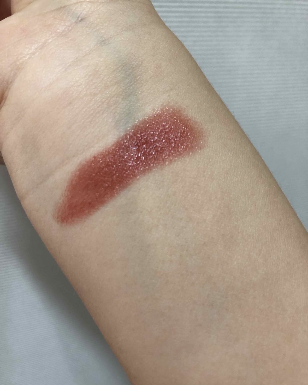 ラスティンググロスリップ/CEZANNE/口紅を使ったクチコミ(2枚目)