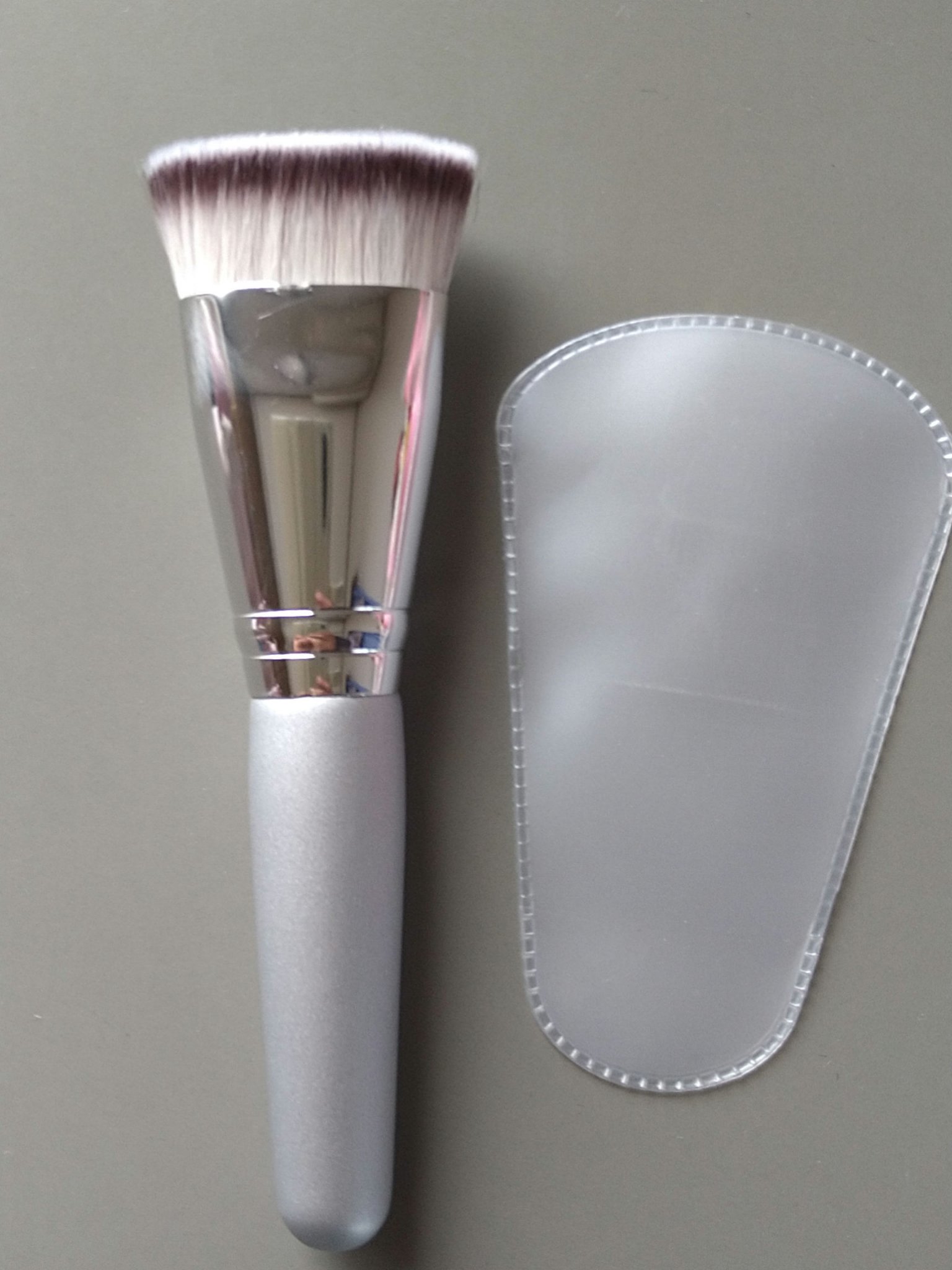 マルチファンデブラシ /ロージーローザ/メイクブラシを使ったクチコミ（2枚目）