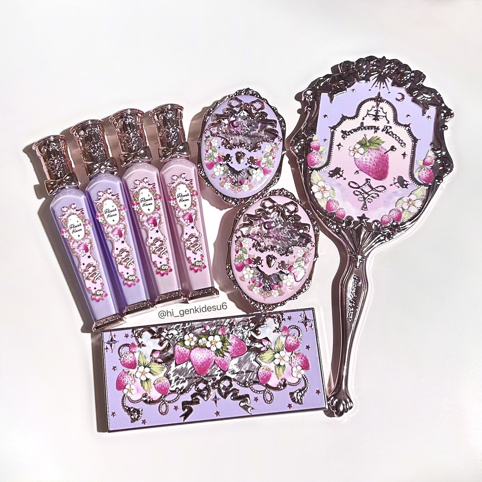 ストロベリーロココシリーズ グロウリップグロス G04 ブラックベリージャム（限定色）/FlowerKnows/リップグロスを使ったクチコミ（2枚目）