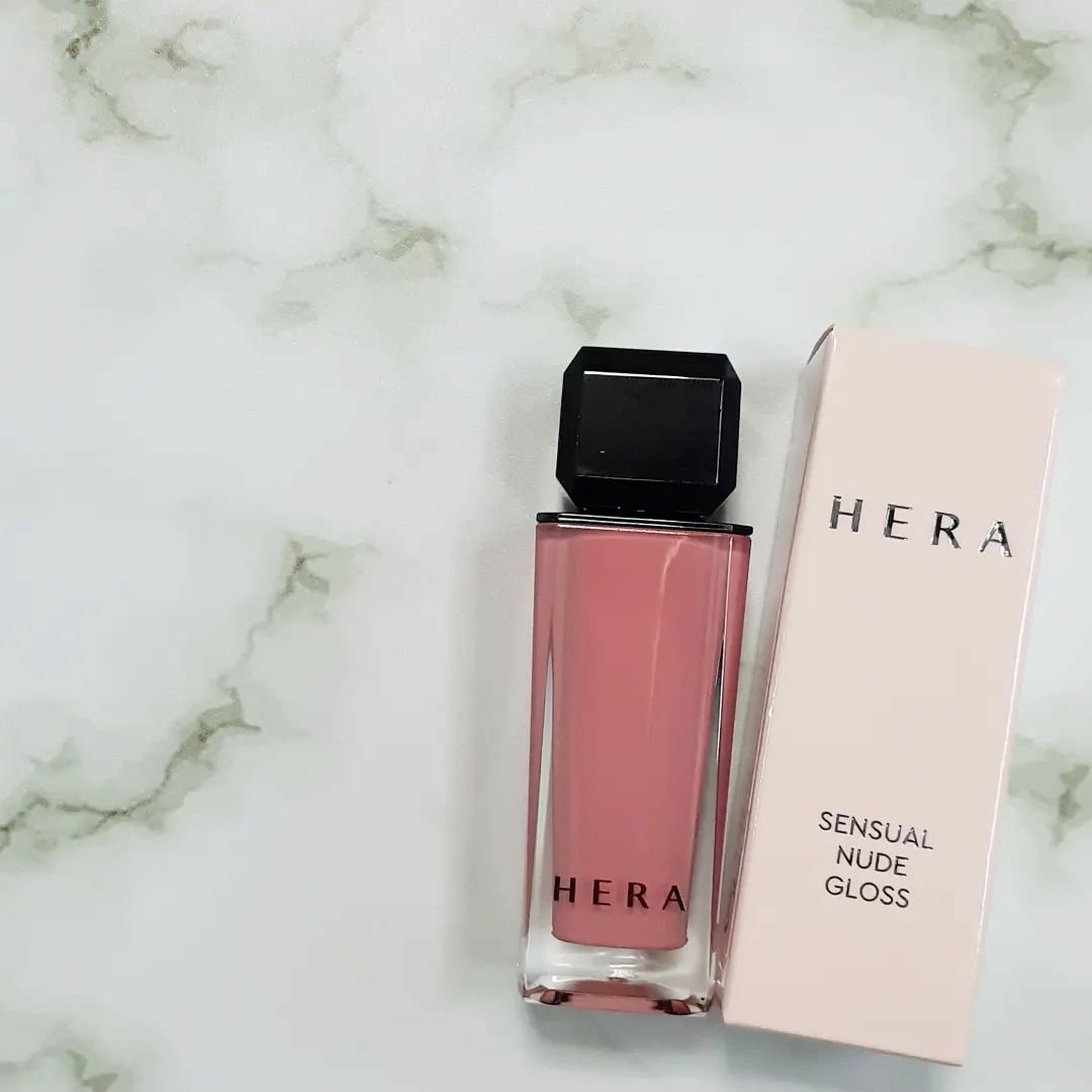 センシュアルヌードグロス 422 LINGERIE/HERA/リップグロスを使ったクチコミ（1枚目）