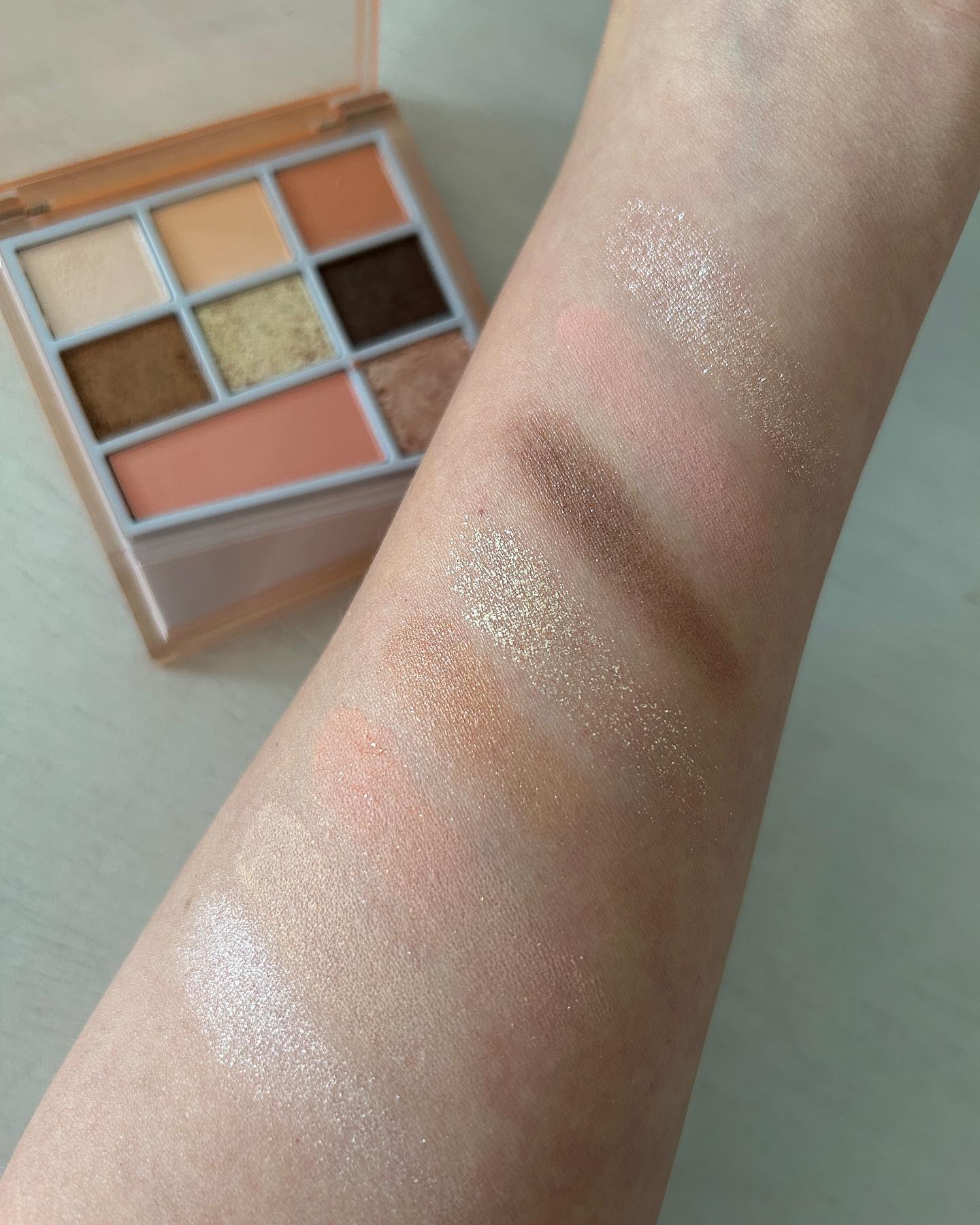 シャンデリアエディション(アイシャドウ/リップグロス)/espoir/メイクアップキットを使ったクチコミ（3枚目）