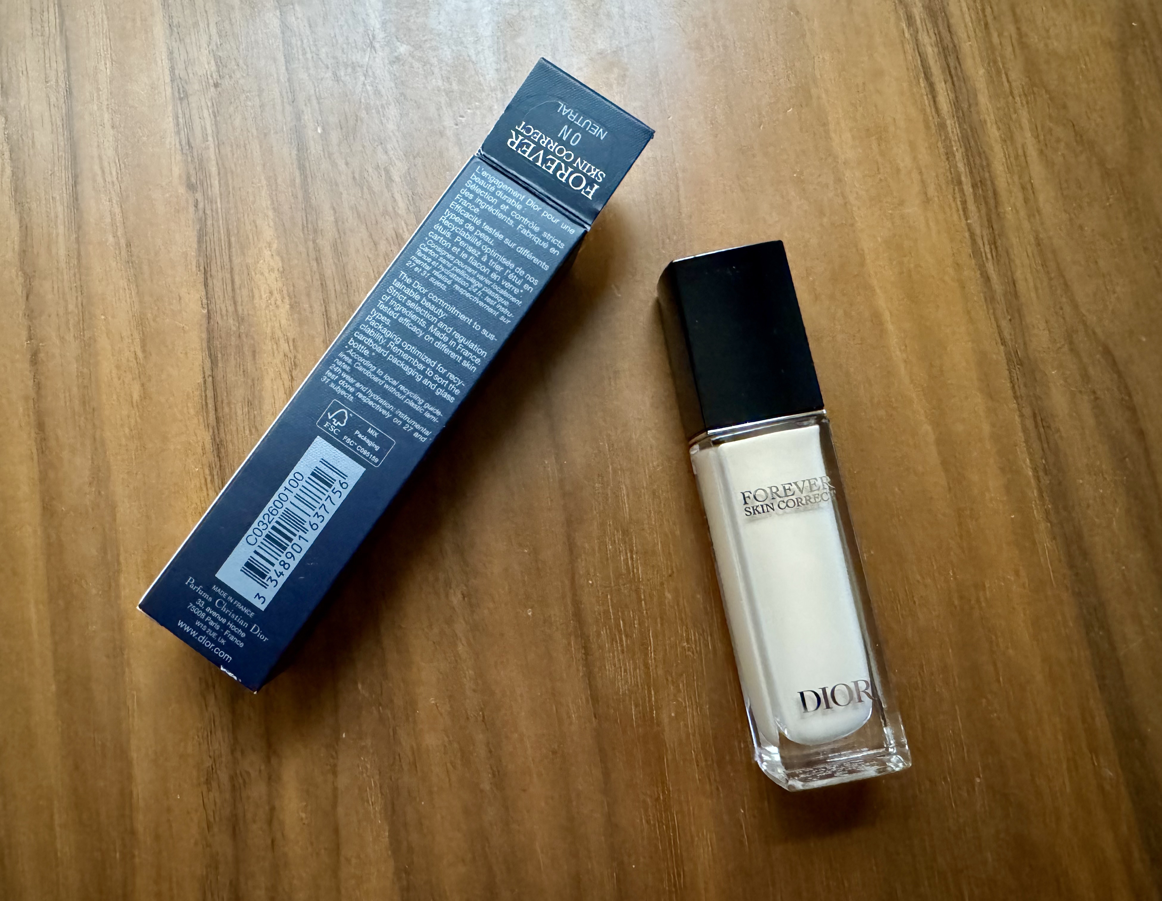 ディオールスキン フォーエヴァー スキン コレクト コンシーラー 0Nニュートラル/Dior/リキッドコンシーラーを使ったクチコミ（2枚目）