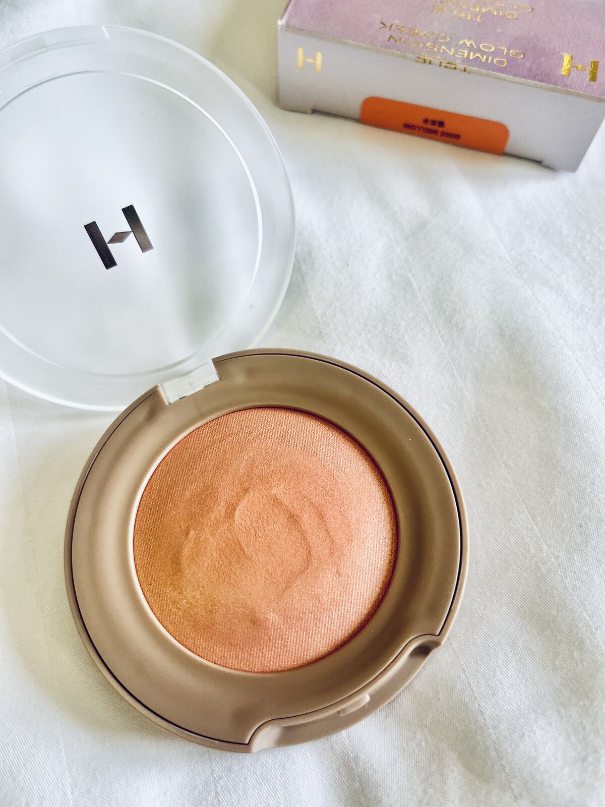 トゥルーディメンショングロウチーク/hince/パウダーチークを使ったクチコミ（2枚目）