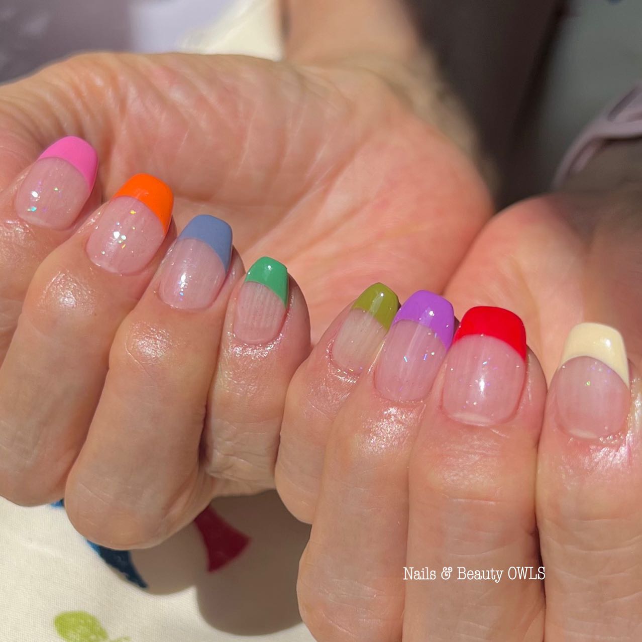 #カラフルネイル,#個性的ネイル,#個性派ネイル,#シンプルネイル,#韓国ネイル,#カラフルフレンチネイル,#夏ネイル,#フレンチネイルのネイルデザイン