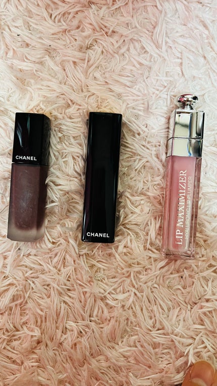 miranda on LIPS 「#アラサー#ポーチの中身#dior#chanel#chanel..」(5枚目)