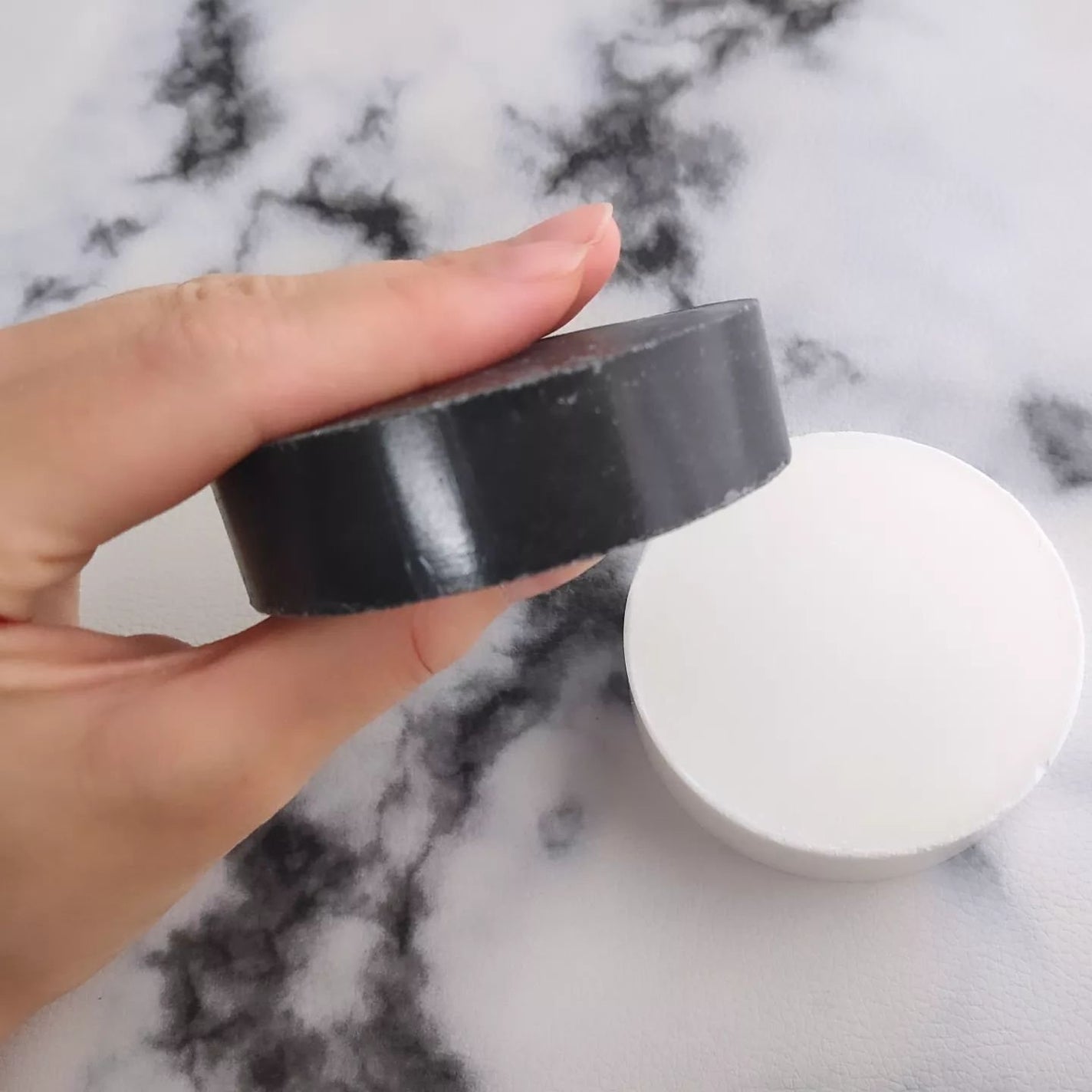 炭塩石鹸/EARTHLOGY/洗顔石鹸を使ったクチコミ(5枚目)