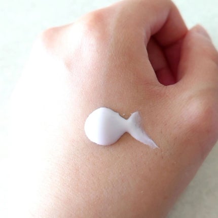 メンタームザサン トーンアップUVエッセンス/メンターム/日焼け止めローションを使ったクチコミ(3枚目)