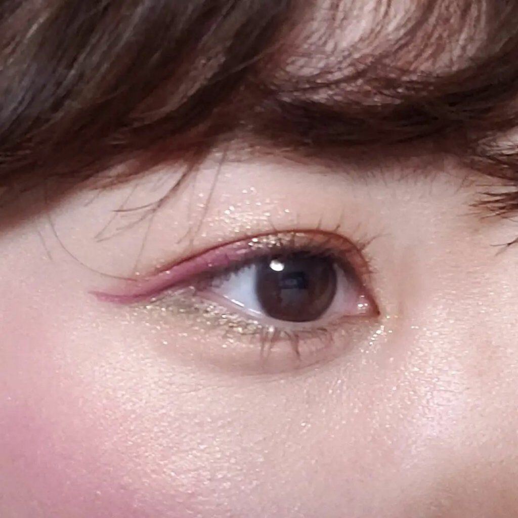 プレスド アイシャドー（レフィル） PR グリーンアンバー/shu uemura/単色アイシャドウを使ったクチコミ（1枚目）