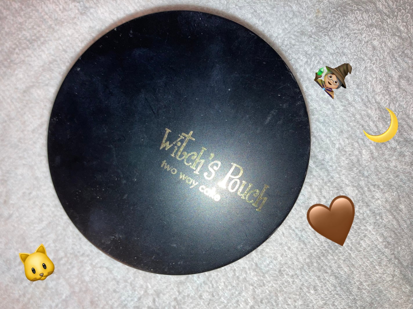 ベルベットトゥーウェイケーキ/Witch's Pouch/プレストパウダーを使ったクチコミ(1枚目)