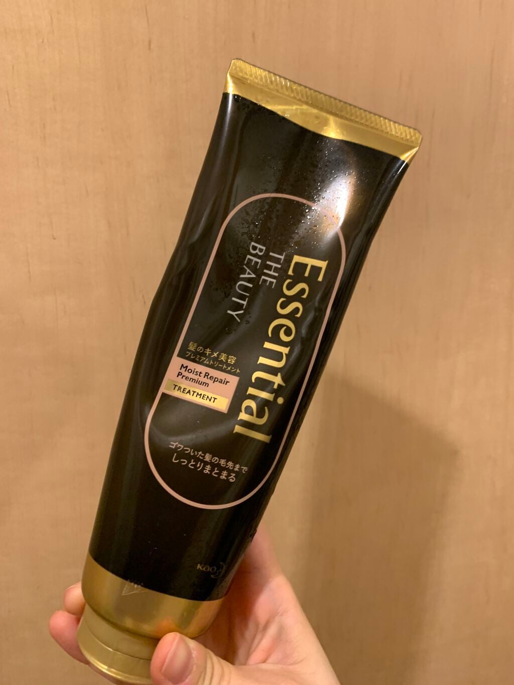 THE BEAUTY 髪のキメ美容プレミアムトリートメント<モイストリペアプレミアム>/エッセンシャル/洗い流すヘアトリートメントを使ったクチコミ(1枚目)
