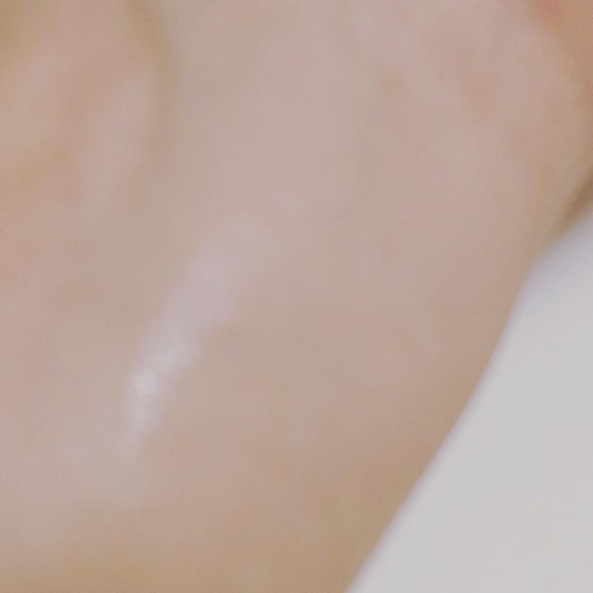 ル リフト クレーム ユー/CHANEL/アイケア・アイクリームを使ったクチコミ（3枚目）