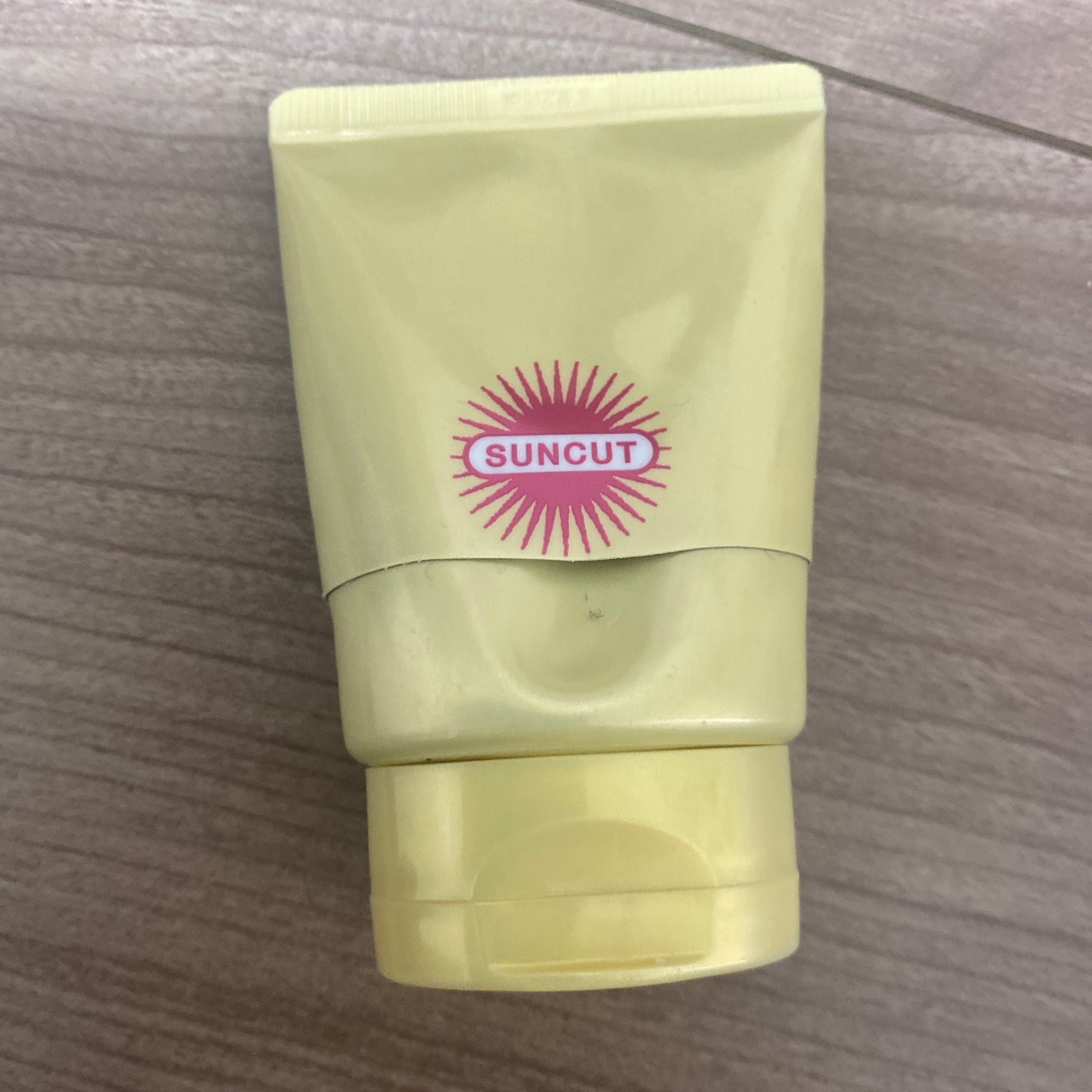 サンカットR パーフェクトUV エッセンス/サンカット®/日焼け止めローションを使ったクチコミ(1枚目)