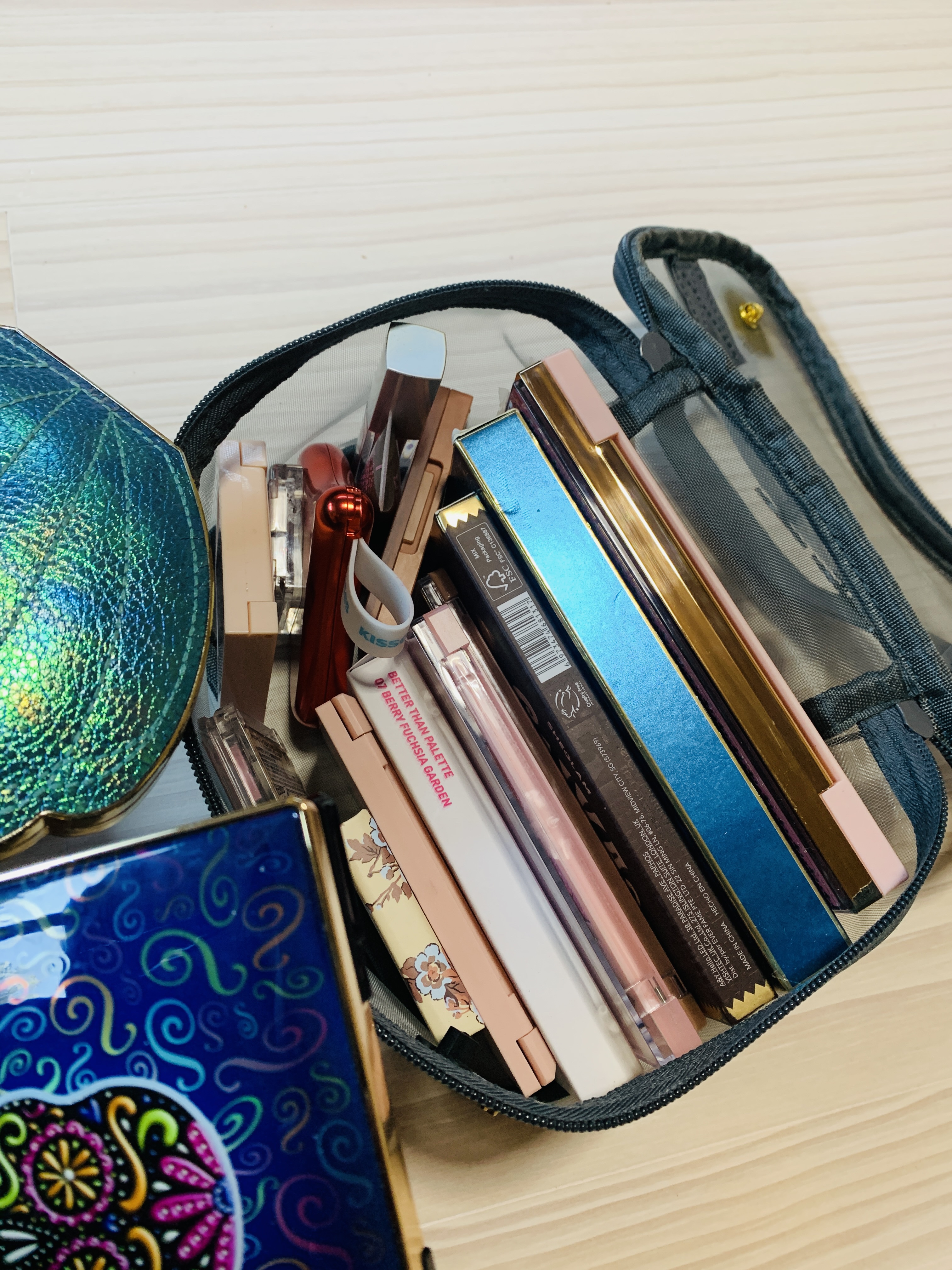 バニティポーチ(メッシュ)/DAISO/その他化粧小物を使ったクチコミ（3枚目）