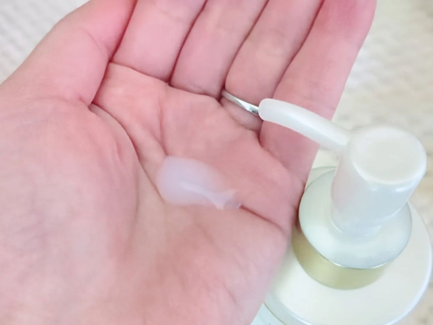 haru_aki_aki on LIPS 「◯株式会社サルボ様よりご提供頂きました◯美白ケア※1と肌荒れケ..」(4枚目)