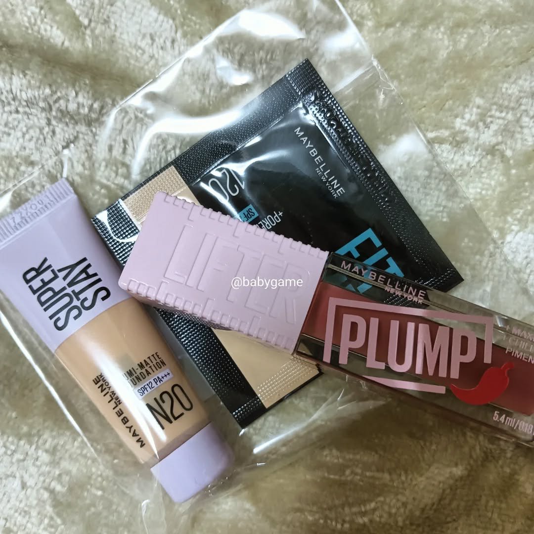 リフタープランプ 006 ホットチリ/MAYBELLINE NEW YORK/リップグロスを使ったクチコミ（2枚目）