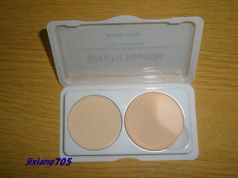 キスミー フェルム シルキーフィットファンデ/キスミー フェルム/パウダーファンデーションを使ったクチコミ(3枚目)