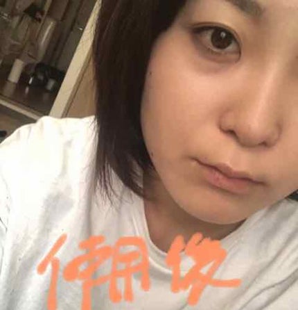 りおん on LIPS 「ハイライトがなくなったのでクチコミ評価がたかいセザンヌのハイラ..」(4枚目)