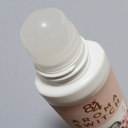 8x4 アロマスイッチ ロールオン パリスブーケの香り/8x4/デオドラント・制汗剤を使ったクチコミ(3枚目)