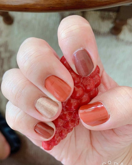 #シンプル秋ネイルのネイルデザイン