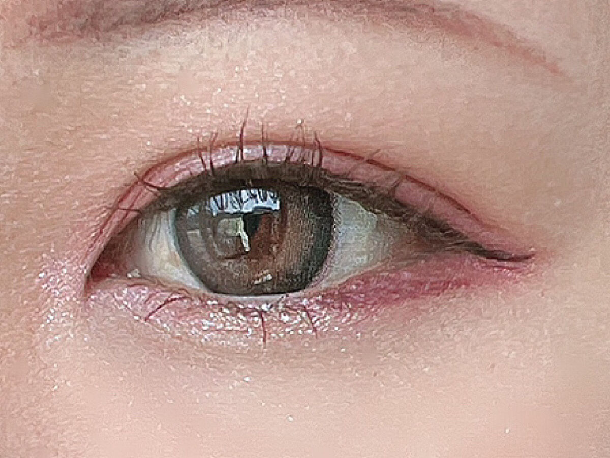 プリティー イージーグリッタースティック/unleashia/グリッターを使ったクチコミ（2枚目）