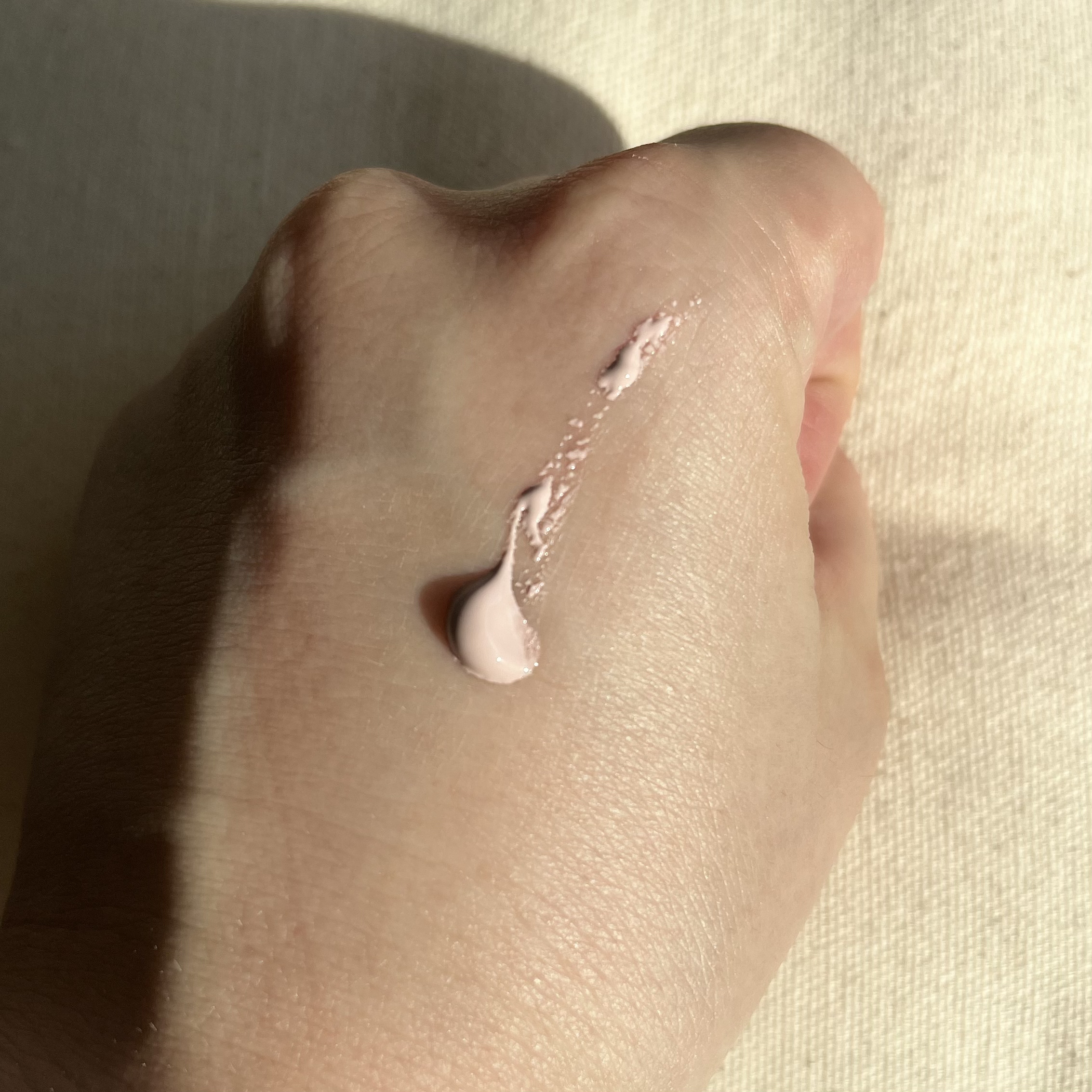 サンシェルター トーンアップCC 10/DECORTÉ/CCクリームを使ったクチコミ（2枚目）