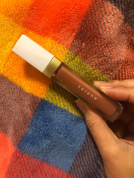 トーン ペタル エッセンス カラー バター 03 モーブブラウン/to/one/リップグロスの画像