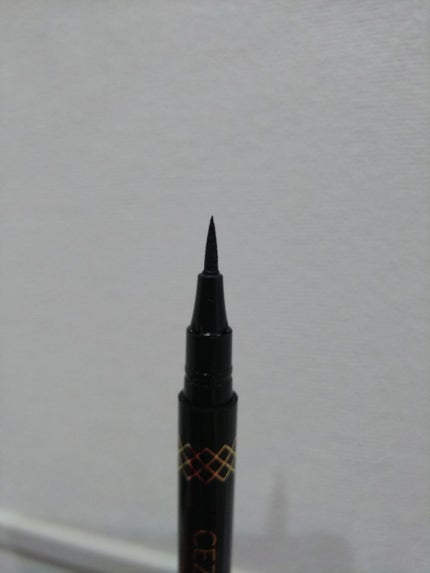 ブラックアイライナー細芯/CEZANNE/リキッドアイライナーを使ったクチコミ(4枚目)