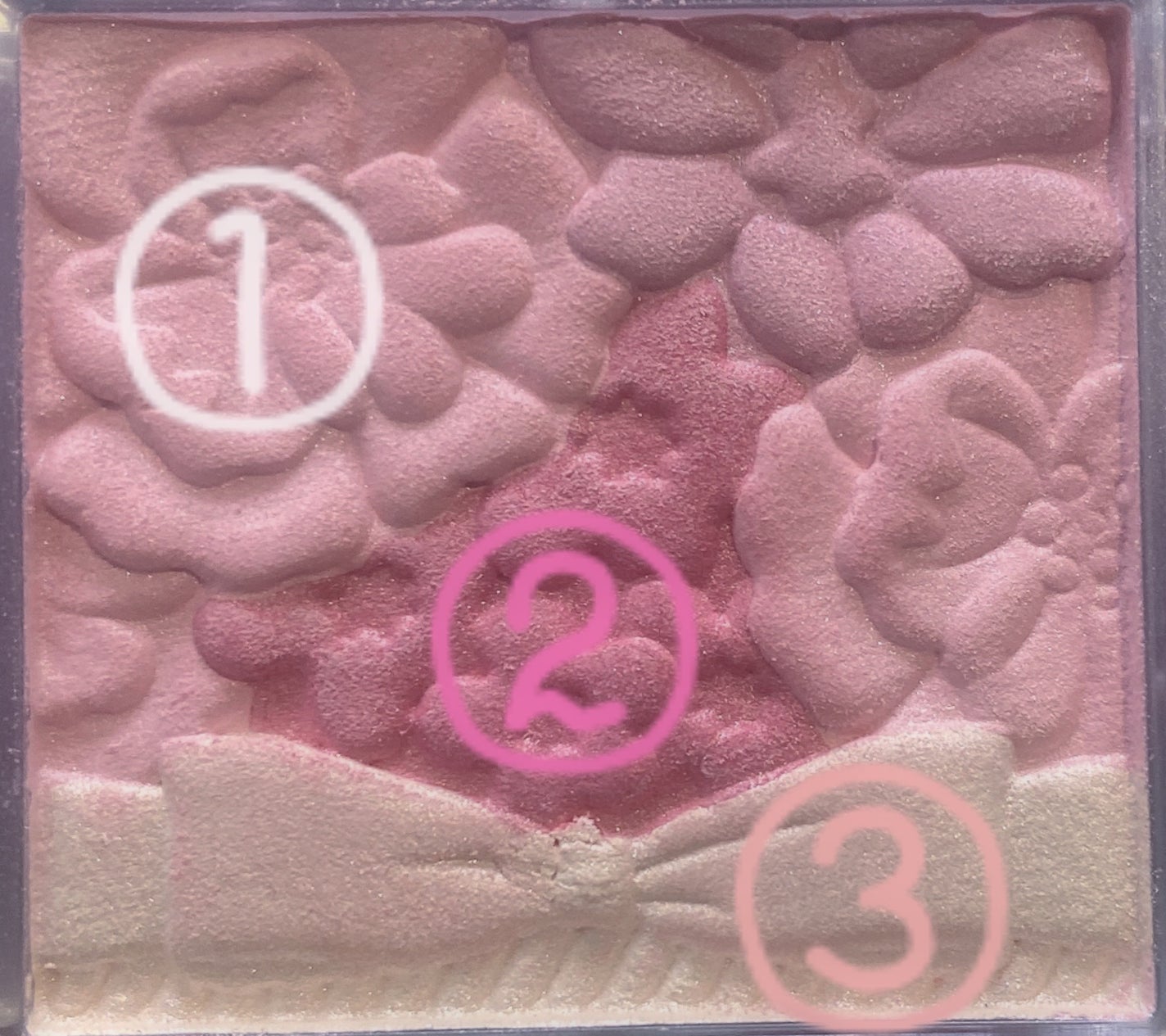 グロウフルールチークス/キャンメイク/パウダーチークを使ったクチコミ(2枚目)