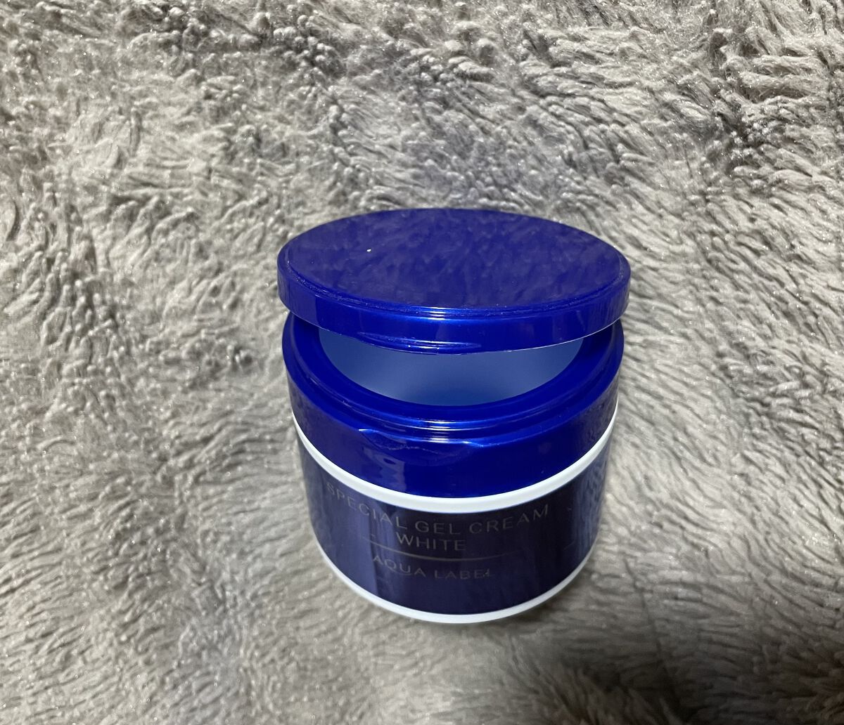スペシャルジェルクリームA （ホワイト）（医薬部外品）/アクアレーベル/オールインワン化粧品を使ったクチコミ（2枚目）