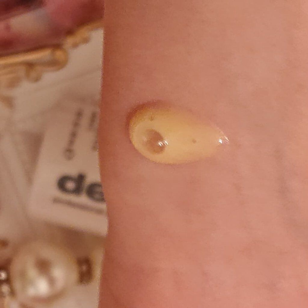 バイオルミンCジェル モイスチャライザー /ダーマロジカ/フェイスクリームを使ったクチコミ（3枚目）