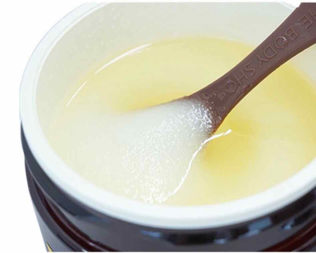 THE BODY SHOP ブラジリアン スクラブインオイルのクチコミ「こんにちわ(👀)💗

りょんですっ☆

アトピー肌で毎年冬の乾燥に悩まされてる
私がやっと理想.....」（2枚目）