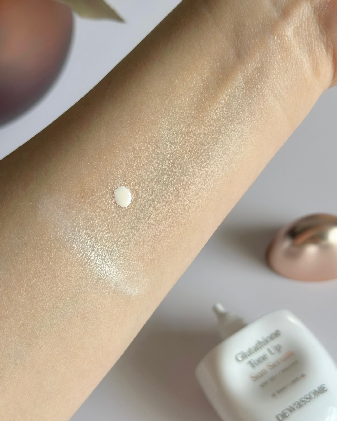 グルタチオントーンアップサンセラム/DEWASSOME/日焼け止めクリームを使ったクチコミ(6枚目)