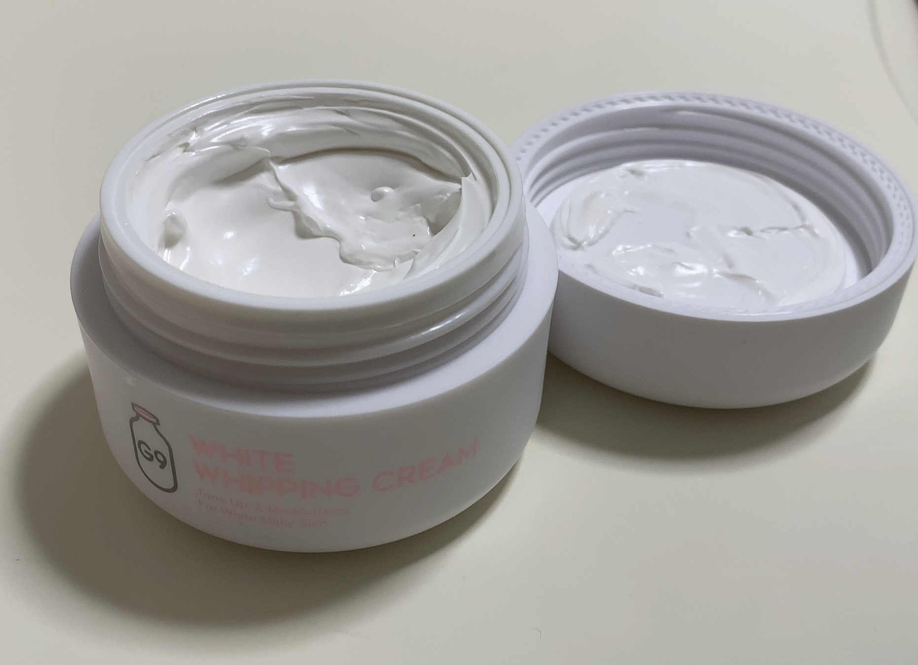 WHITE WHIPPING CREAM(ウユクリーム)/G9SKIN/化粧下地を使ったクチコミ（2枚目）