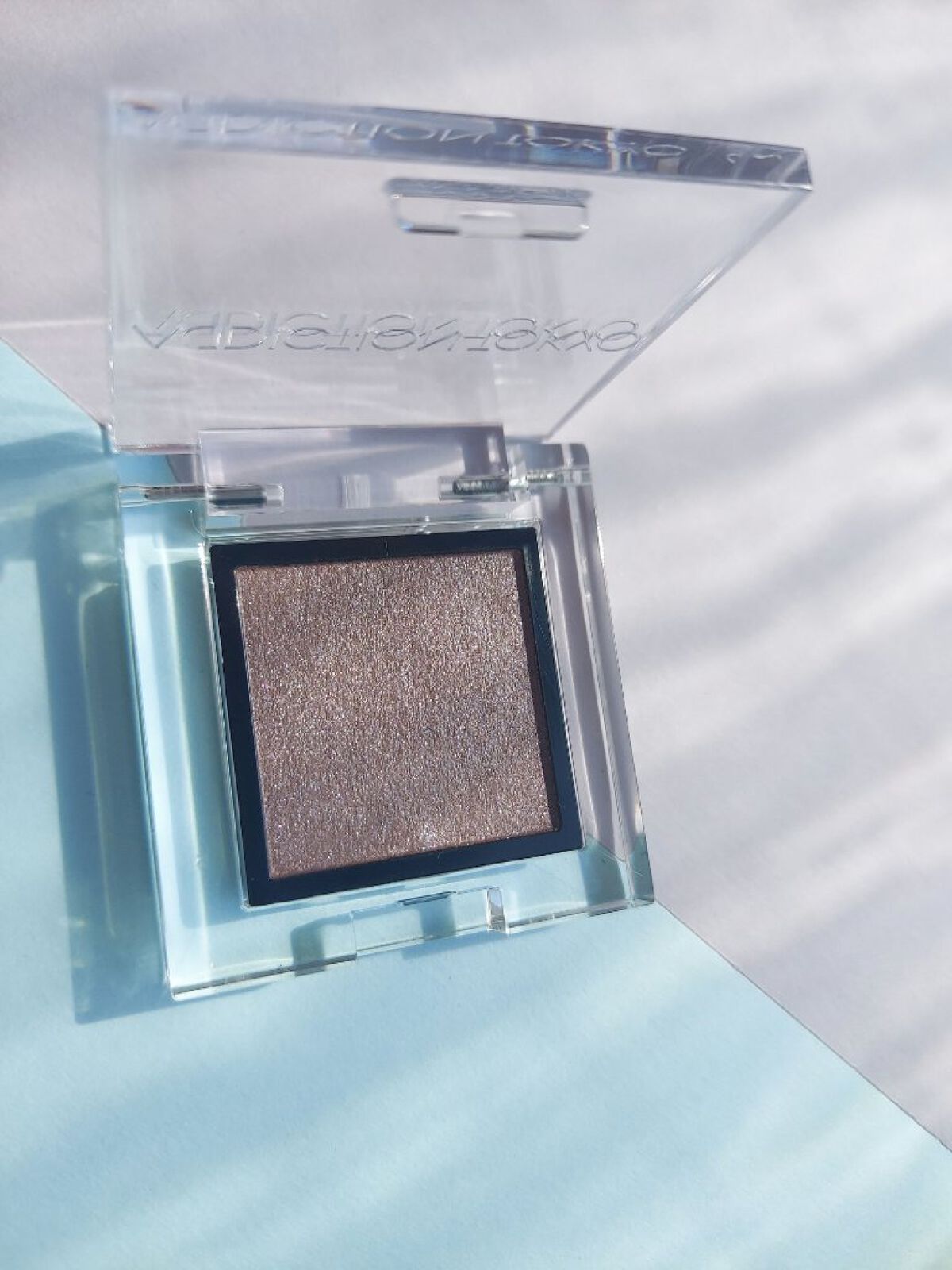 アディクション ザ アイシャドウ パール 033P Tease/ADDICTION/単色アイシャドウを使ったクチコミ（2枚目）