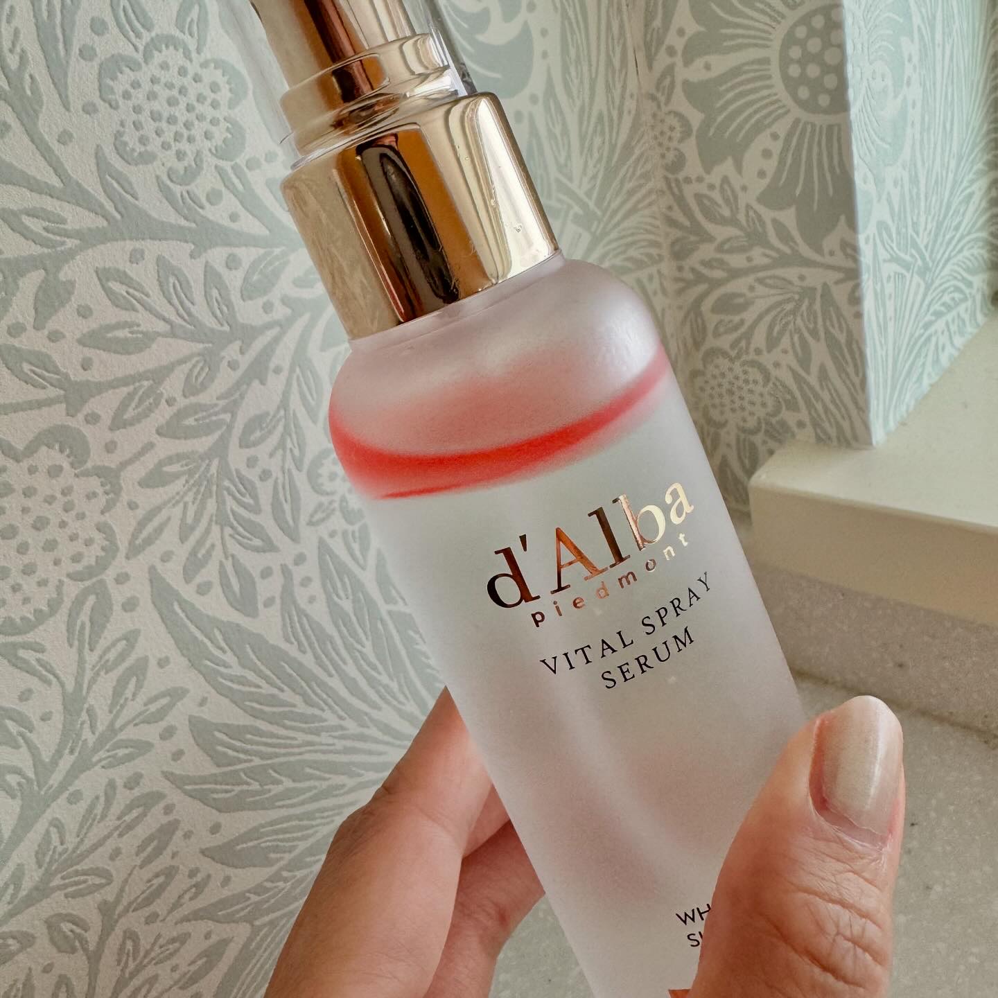ダルバ ホワイトトリュフバイタルスプレーセラム/ダルバ/ミスト状化粧水を使ったクチコミ（2枚目）