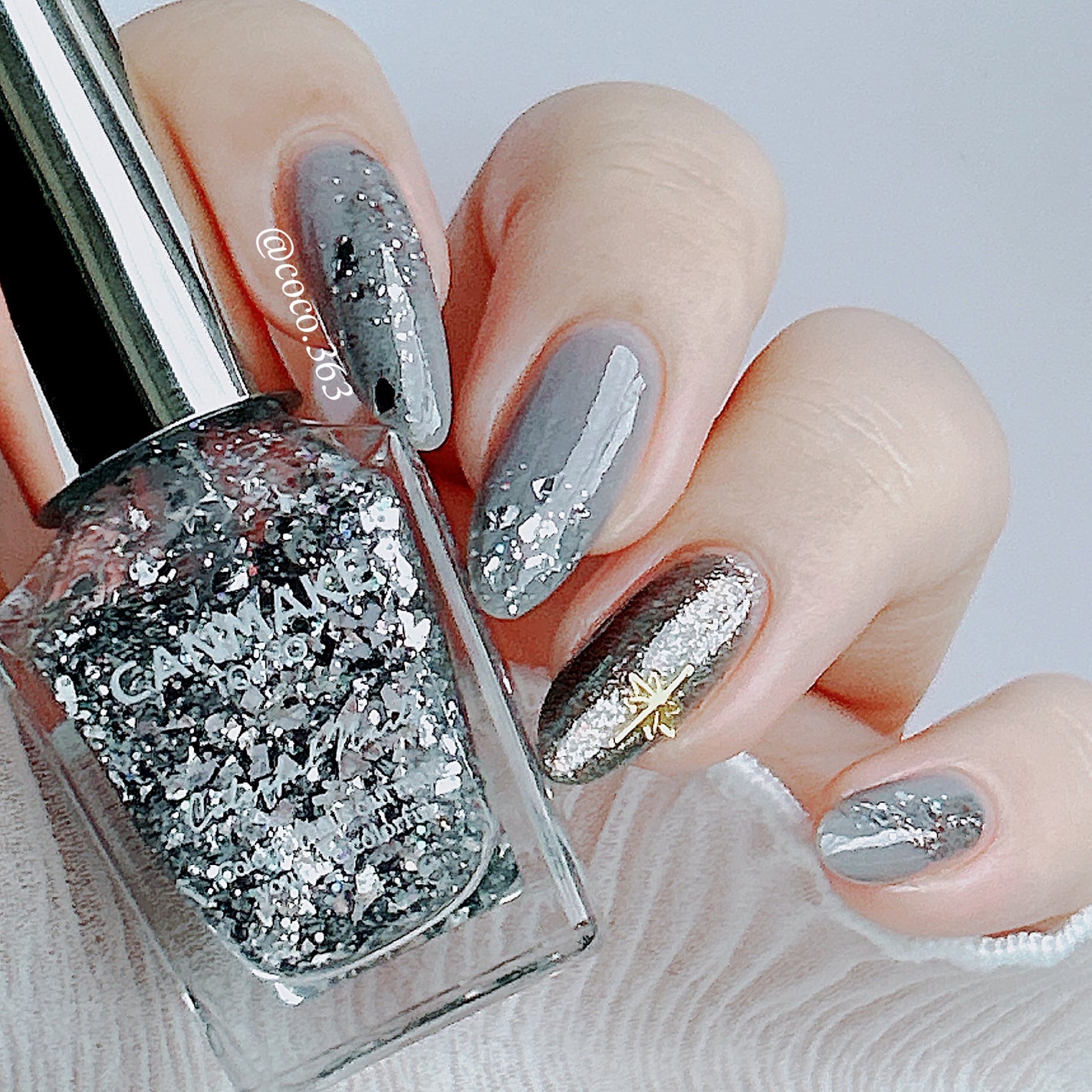 カラフルネイルズ/キャンメイク/マニキュアを使ったクチコミ(3枚目)