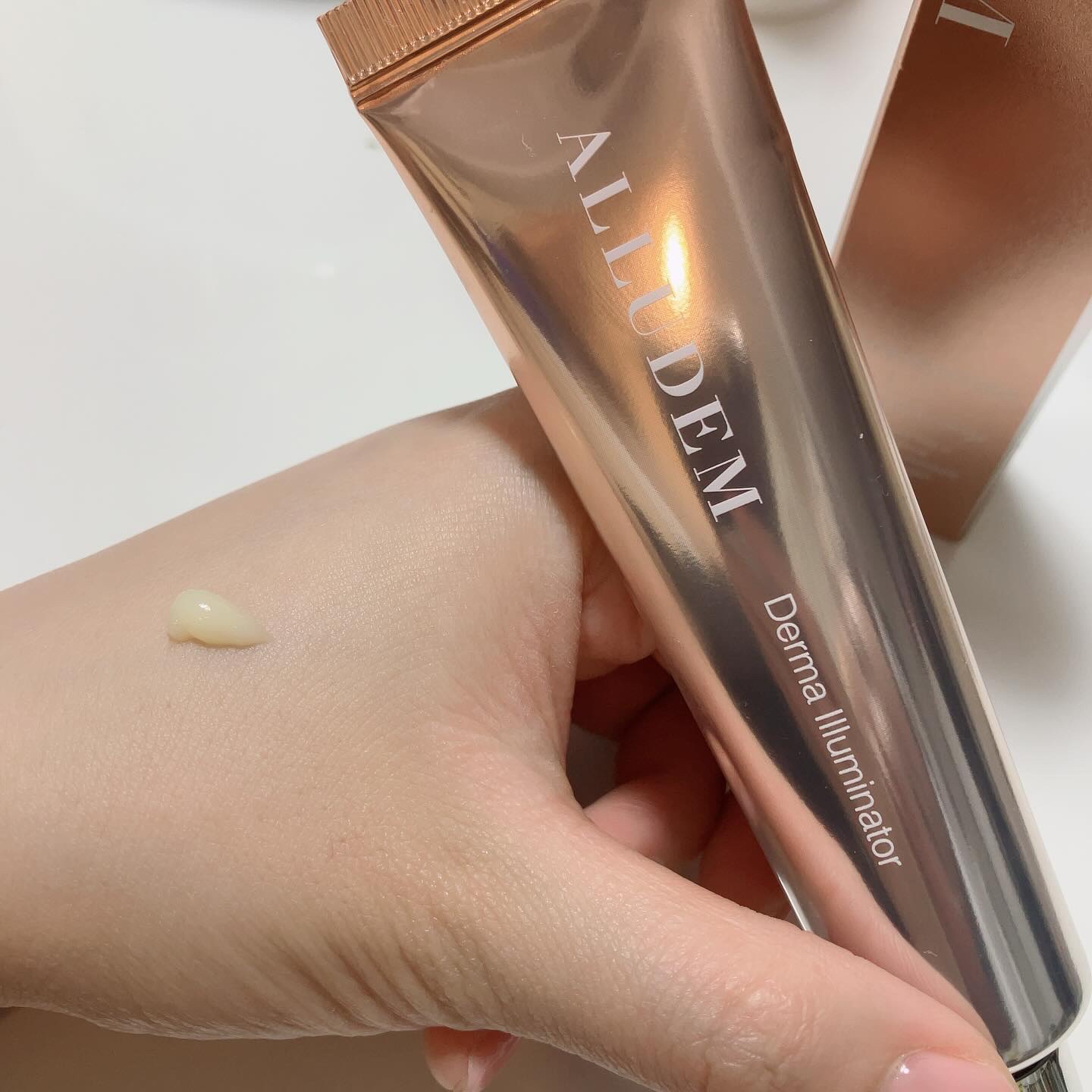 ダーマイルミネーター/ALLUDEM/美容液を使ったクチコミ（2枚目）