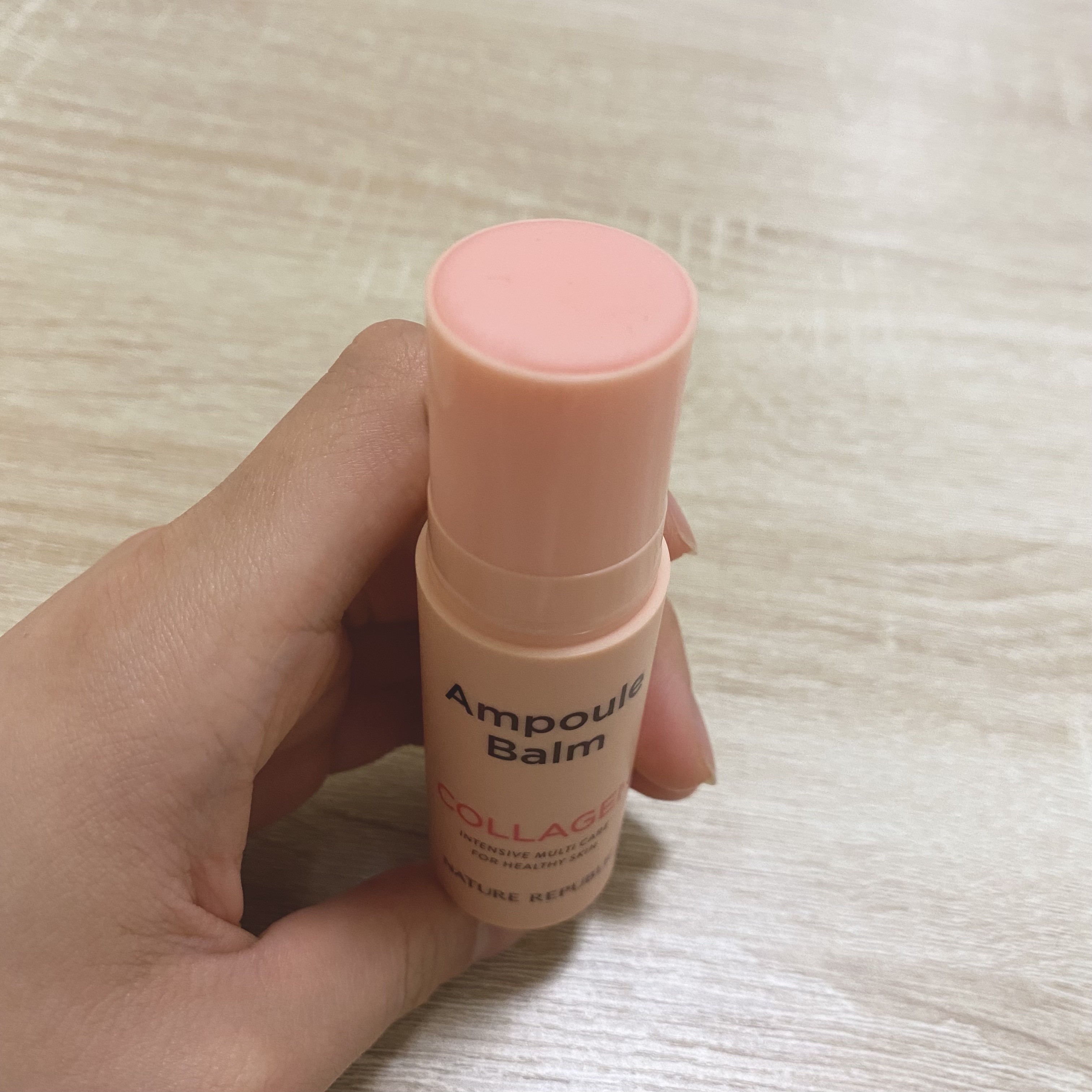 スティック美容液(コラーゲン)/ネイチャーリパブリック/フェイスバームを使ったクチコミ（3枚目）