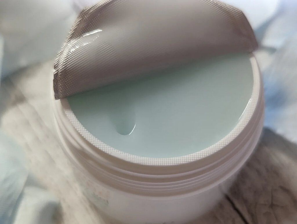 ミルキージェル　オイルコントロール/アベンヌ/オールインワン化粧品を使ったクチコミ（2枚目）