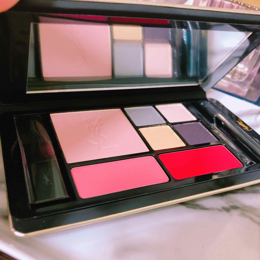 Yves Saint Laurent メイクアップパレット レッド エクストリームリーYSLメイクアップエッセンシャルパレット